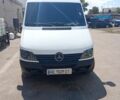 Белый Мерседес Sprinter, объемом двигателя 2.7 л и пробегом 450 тыс. км за 9000 $, фото 2 на Automoto.ua