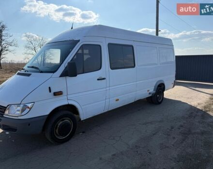 Белый Мерседес Sprinter, объемом двигателя 2.69 л и пробегом 617 тыс. км за 13500 $, фото 2 на Automoto.ua