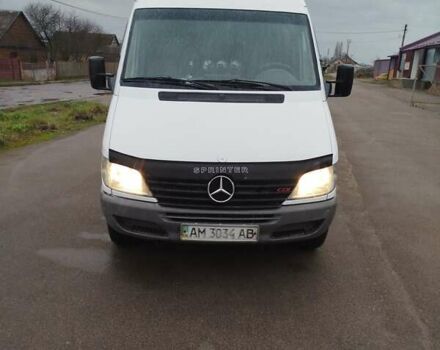 Белый Мерседес Sprinter, объемом двигателя 2.2 л и пробегом 193 тыс. км за 5999 $, фото 48 на Automoto.ua