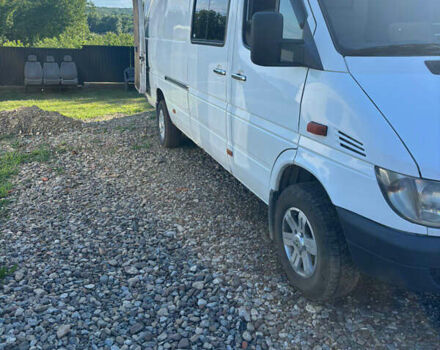 Белый Мерседес Sprinter, объемом двигателя 2.15 л и пробегом 500 тыс. км за 7500 $, фото 6 на Automoto.ua