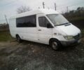 Білий Мерседес Sprinter, об'ємом двигуна 2.2 л та пробігом 450 тис. км за 5500 $, фото 3 на Automoto.ua