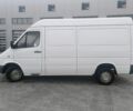 Белый Мерседес Sprinter, объемом двигателя 2.7 л и пробегом 330 тыс. км за 12000 $, фото 2 на Automoto.ua