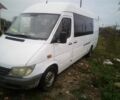 Белый Мерседес Sprinter, объемом двигателя 2.2 л и пробегом 450 тыс. км за 5000 $, фото 1 на Automoto.ua