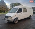 Белый Мерседес Sprinter, объемом двигателя 2.69 л и пробегом 440 тыс. км за 6500 $, фото 1 на Automoto.ua
