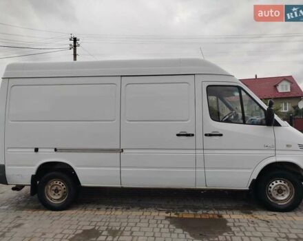 Белый Мерседес Sprinter, объемом двигателя 2.2 л и пробегом 460 тыс. км за 7500 $, фото 2 на Automoto.ua