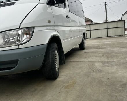 Білий Мерседес Sprinter, об'ємом двигуна 2.1 л та пробігом 500 тис. км за 7500 $, фото 1 на Automoto.ua