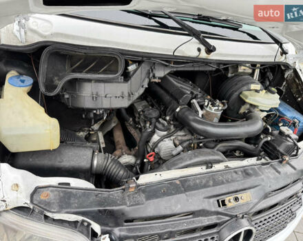 Білий Мерседес Sprinter, об'ємом двигуна 2.15 л та пробігом 280 тис. км за 7000 $, фото 39 на Automoto.ua