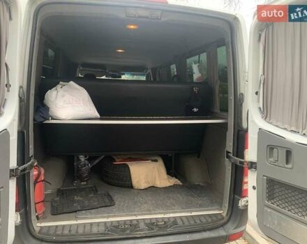Белый Мерседес Sprinter, объемом двигателя 2.15 л и пробегом 500 тыс. км за 11900 $, фото 3 на Automoto.ua