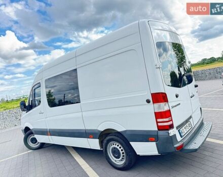 Белый Мерседес Sprinter, объемом двигателя 2.15 л и пробегом 387 тыс. км за 9000 $, фото 39 на Automoto.ua