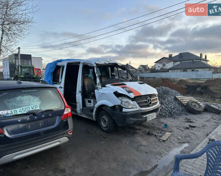 Белый Мерседес Sprinter, объемом двигателя 2.15 л и пробегом 500 тыс. км за 4300 $, фото 4 на Automoto.ua