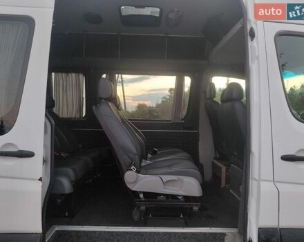 Белый Мерседес Sprinter, объемом двигателя 2.99 л и пробегом 903 тыс. км за 12600 $, фото 5 на Automoto.ua
