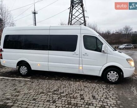 Белый Мерседес Sprinter, объемом двигателя 2.15 л и пробегом 611 тыс. км за 14900 $, фото 8 на Automoto.ua