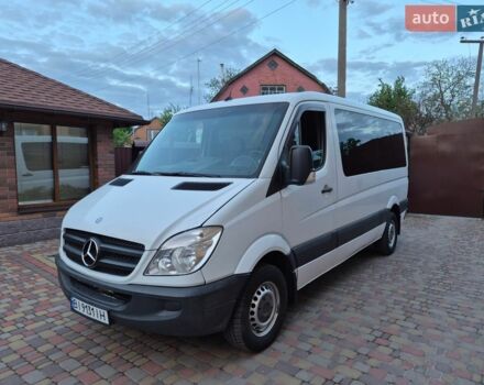 Белый Мерседес Sprinter, объемом двигателя 2.15 л и пробегом 394 тыс. км за 10950 $, фото 1 на Automoto.ua