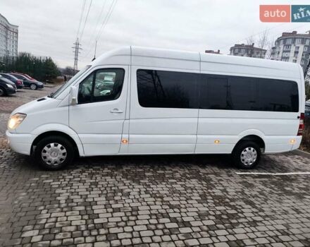 Белый Мерседес Sprinter, объемом двигателя 2.15 л и пробегом 611 тыс. км за 14900 $, фото 5 на Automoto.ua