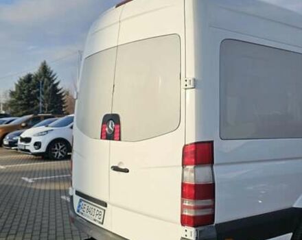 Белый Мерседес Sprinter, объемом двигателя 2.15 л и пробегом 443 тыс. км за 18700 $, фото 3 на Automoto.ua