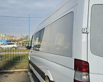 Белый Мерседес Sprinter, объемом двигателя 2.15 л и пробегом 443 тыс. км за 18700 $, фото 1 на Automoto.ua