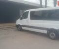 Белый Мерседес Sprinter, объемом двигателя 2.2 л и пробегом 380 тыс. км за 12600 $, фото 1 на Automoto.ua