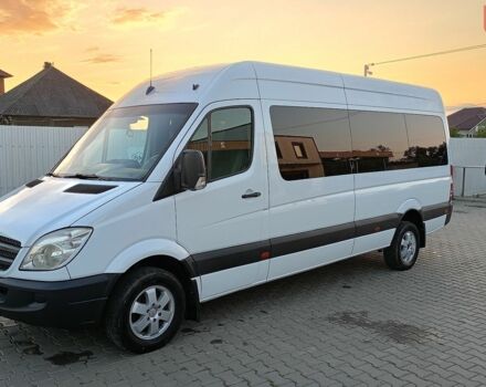 Белый Мерседес Sprinter, объемом двигателя 2.14 л и пробегом 795 тыс. км за 18000 $, фото 2 на Automoto.ua