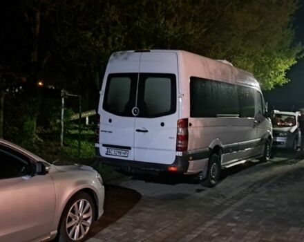 Белый Мерседес Sprinter, объемом двигателя 3 л и пробегом 977 тыс. км за 24298 $, фото 4 на Automoto.ua