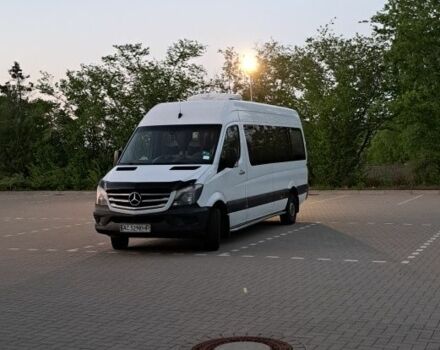 Белый Мерседес Sprinter, объемом двигателя 3 л и пробегом 977 тыс. км за 24298 $, фото 1 на Automoto.ua