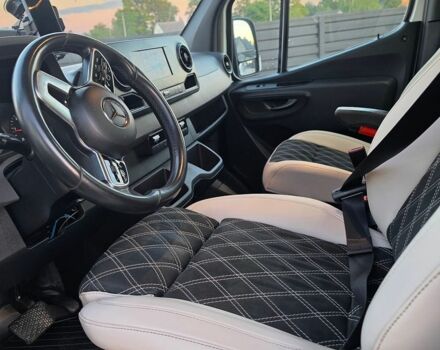 Белый Мерседес Sprinter, объемом двигателя 2.2 л и пробегом 599 тыс. км за 34000 $, фото 5 на Automoto.ua
