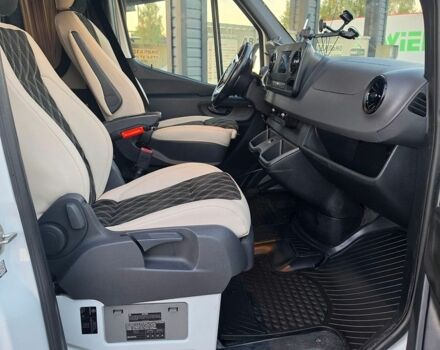Белый Мерседес Sprinter, объемом двигателя 2.2 л и пробегом 599 тыс. км за 34000 $, фото 6 на Automoto.ua