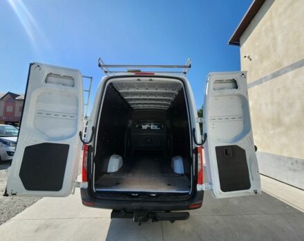 Белый Мерседес Sprinter, объемом двигателя 2.2 л и пробегом 151 тыс. км за 32500 $, фото 4 на Automoto.ua