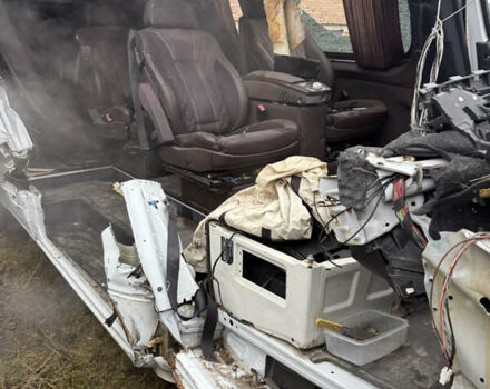 Білий Мерседес Sprinter, об'ємом двигуна 2.14 л та пробігом 450 тис. км за 14200 $, фото 11 на Automoto.ua