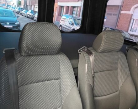 Белый Мерседес Sprinter, объемом двигателя 2.1 л и пробегом 320 тыс. км за 30364 $, фото 3 на Automoto.ua