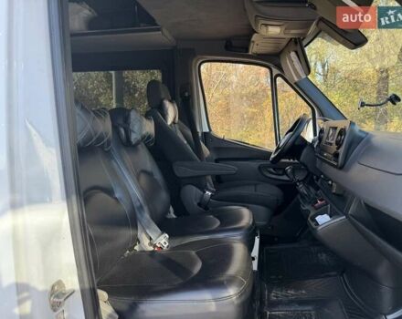Белый Мерседес Sprinter, объемом двигателя 2.14 л и пробегом 398 тыс. км за 28000 $, фото 17 на Automoto.ua