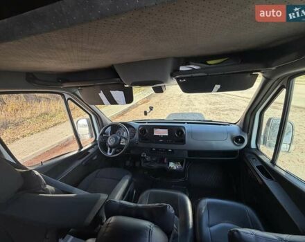 Белый Мерседес Sprinter, объемом двигателя 2.14 л и пробегом 398 тыс. км за 28000 $, фото 19 на Automoto.ua