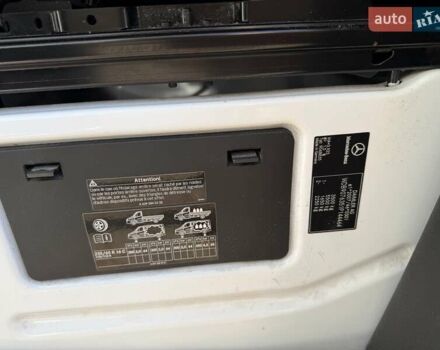 Белый Мерседес Sprinter, объемом двигателя 2.14 л и пробегом 398 тыс. км за 28000 $, фото 13 на Automoto.ua