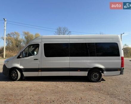 Белый Мерседес Sprinter, объемом двигателя 2.14 л и пробегом 398 тыс. км за 28000 $, фото 6 на Automoto.ua