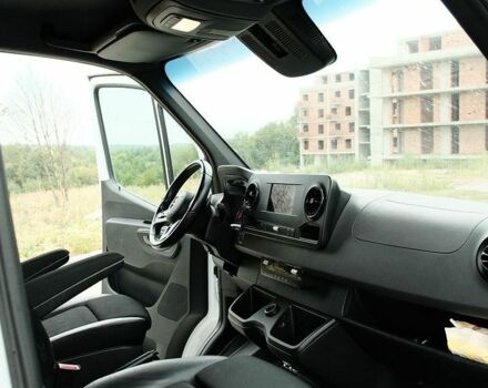 Белый Мерседес Sprinter, объемом двигателя 2.14 л и пробегом 181 тыс. км за 27500 $, фото 10 на Automoto.ua