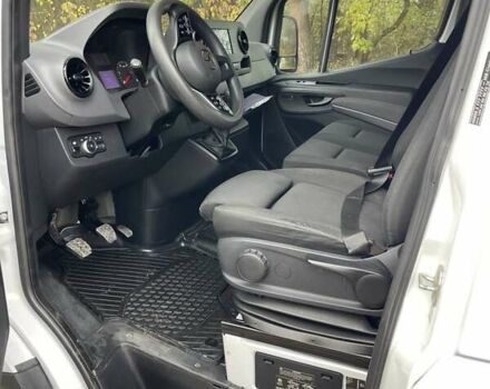 Білий Мерседес Sprinter, об'ємом двигуна 2.2 л та пробігом 121 тис. км за 30000 $, фото 5 на Automoto.ua