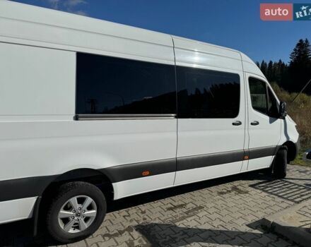 Белый Мерседес Sprinter, объемом двигателя 1.95 л и пробегом 350 тыс. км за 40000 $, фото 10 на Automoto.ua