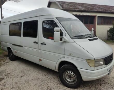 Белый Мерседес Sprinter, объемом двигателя 2.9 л и пробегом 250 тыс. км за 7900 $, фото 2 на Automoto.ua