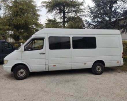 Белый Мерседес Sprinter, объемом двигателя 2.9 л и пробегом 250 тыс. км за 7900 $, фото 3 на Automoto.ua