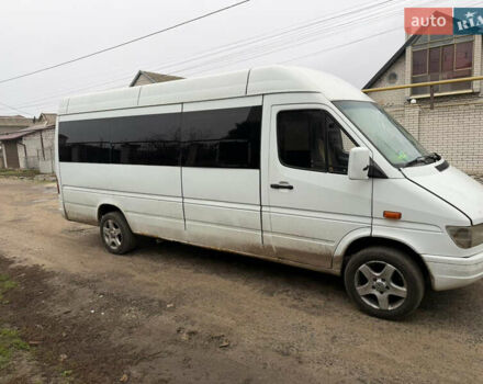 Білий Мерседес Sprinter, об'ємом двигуна 2.9 л та пробігом 400 тис. км за 4000 $, фото 1 на Automoto.ua