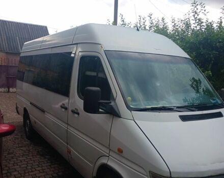 Белый Мерседес Sprinter, объемом двигателя 2.9 л и пробегом 500 тыс. км за 6999 $, фото 1 на Automoto.ua