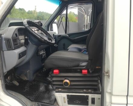 Белый Мерседес Sprinter, объемом двигателя 0 л и пробегом 360 тыс. км за 8300 $, фото 2 на Automoto.ua