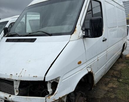 Белый Мерседес Sprinter, объемом двигателя 2.9 л и пробегом 200 тыс. км за 1500 $, фото 1 на Automoto.ua