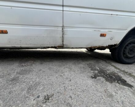 Белый Мерседес Sprinter, объемом двигателя 2.9 л и пробегом 1000 тыс. км за 3700 $, фото 4 на Automoto.ua