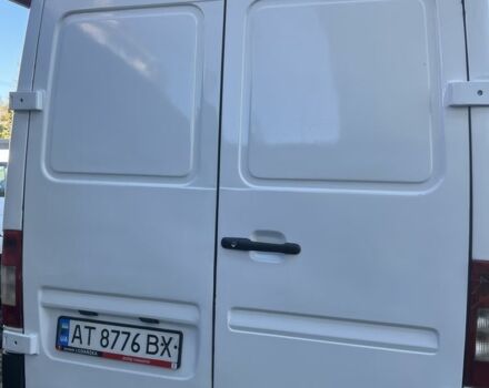 Белый Мерседес Sprinter, объемом двигателя 2.1 л и пробегом 600 тыс. км за 7500 $, фото 4 на Automoto.ua