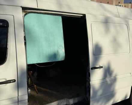 Белый Мерседес Sprinter, объемом двигателя 2.2 л и пробегом 467 тыс. км за 10300 $, фото 13 на Automoto.ua