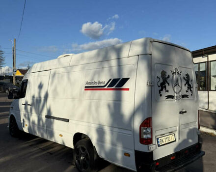 Белый Мерседес Sprinter, объемом двигателя 2.2 л и пробегом 467 тыс. км за 10300 $, фото 12 на Automoto.ua