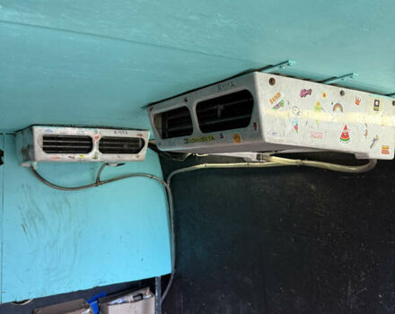 Белый Мерседес Sprinter, объемом двигателя 2.2 л и пробегом 467 тыс. км за 10300 $, фото 7 на Automoto.ua