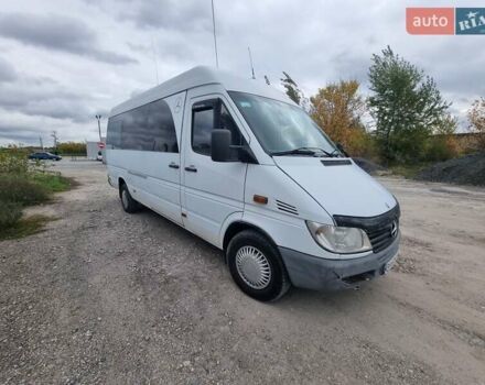 Белый Мерседес Sprinter, объемом двигателя 2.15 л и пробегом 648 тыс. км за 5600 $, фото 1 на Automoto.ua