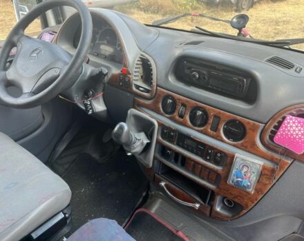 Белый Мерседес Sprinter, объемом двигателя 0 л и пробегом 350 тыс. км за 8489 $, фото 11 на Automoto.ua