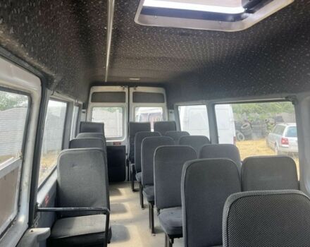 Белый Мерседес Sprinter, объемом двигателя 0 л и пробегом 350 тыс. км за 8489 $, фото 7 на Automoto.ua